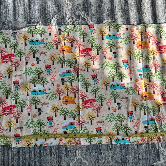 HUGE 10PC FABRIC SEWING CRAFT MATERIAL COTTON AND FLANNEL LOT - Picture 2 of 10